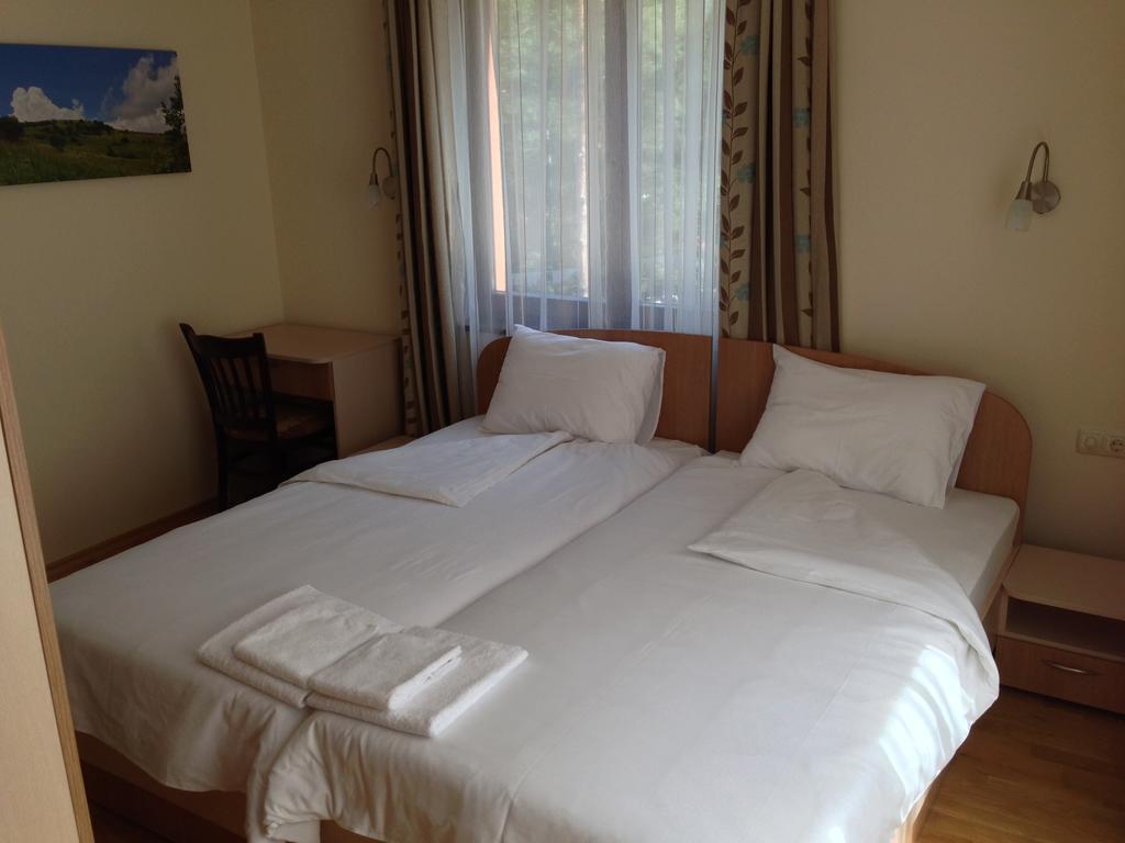 Mala Planina Guest House Iskrets 部屋 写真