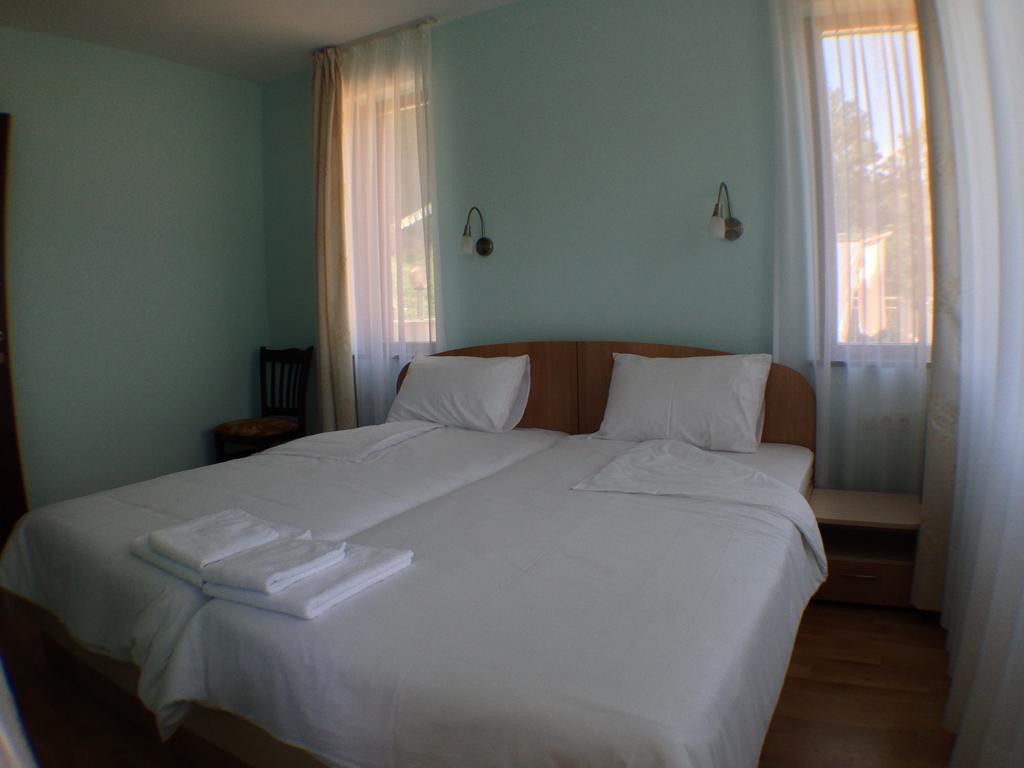 Mala Planina Guest House Iskrets エクステリア 写真