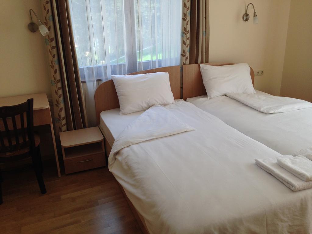 Mala Planina Guest House Iskrets 部屋 写真