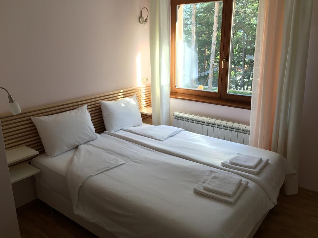 Mala Planina Guest House Iskrets エクステリア 写真