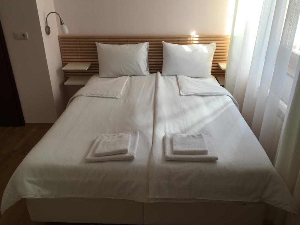 Mala Planina Guest House Iskrets エクステリア 写真