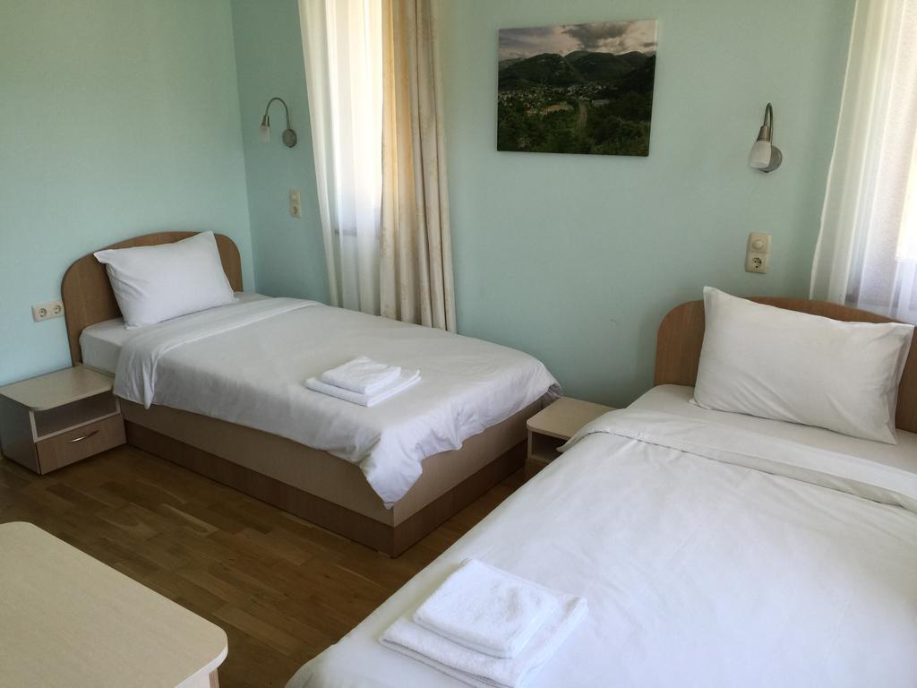 Mala Planina Guest House Iskrets エクステリア 写真